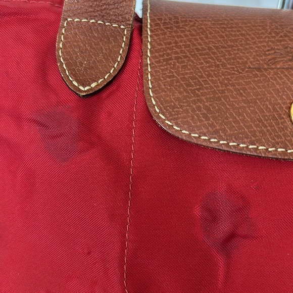 LONGCHAMP  red LE Pliage medium size leather top handle bag. - Picture 5 of 16